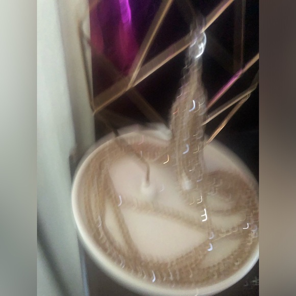 Heart shaped copper wire and ceramic jewlery holder or decoration. - Picture 5 of 6